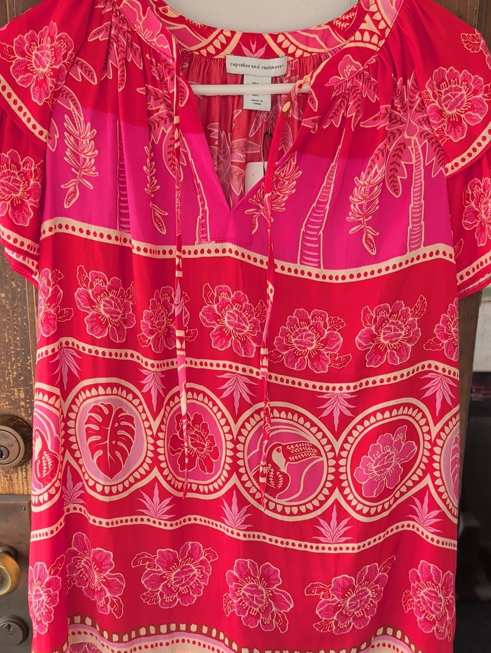 Cupcakes and Cashmere Pink & Red Floral Tie-Neck Dress Top NWT